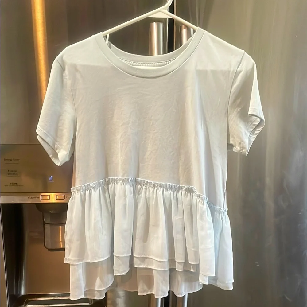 A & F Light Blue Ruffled hem Women's Top - Picture 1 of 2
